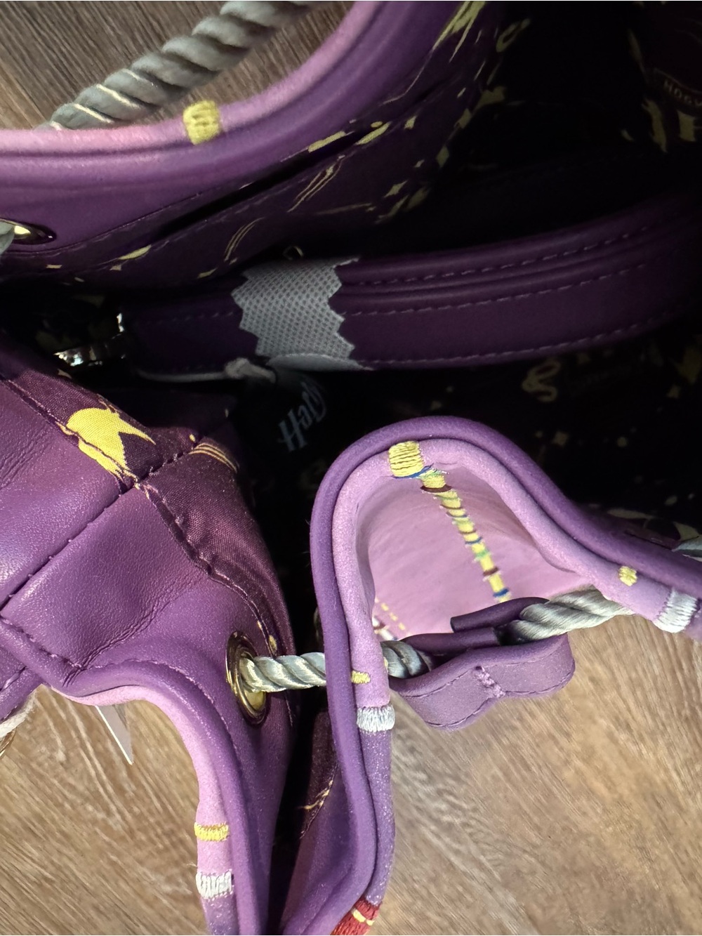 Loungefly Harry Potter Bag - Picture 4 of 6